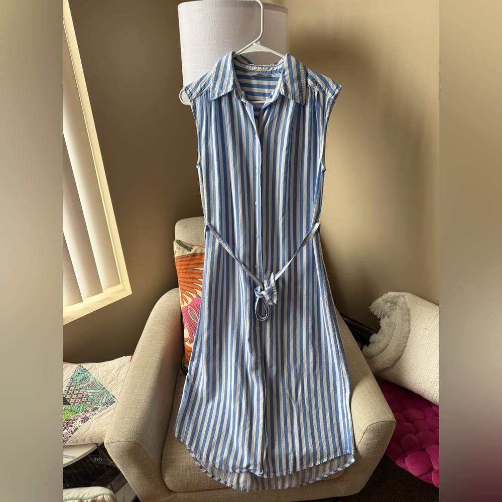 H&M Blue and White Striped Midi Dress